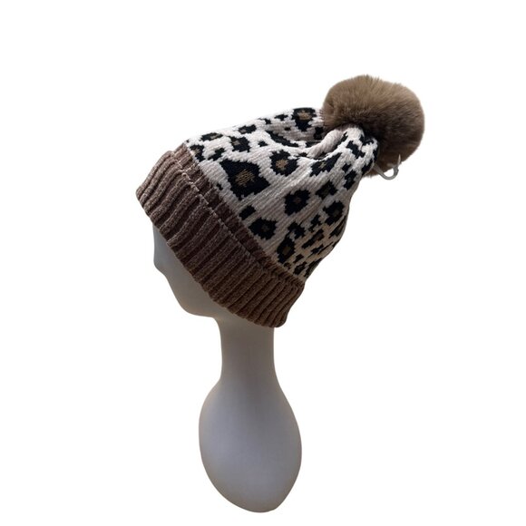 Leopard Print Knit Beanie With Faux Fur Pom Brown Ribbed - Picture 4 of 7